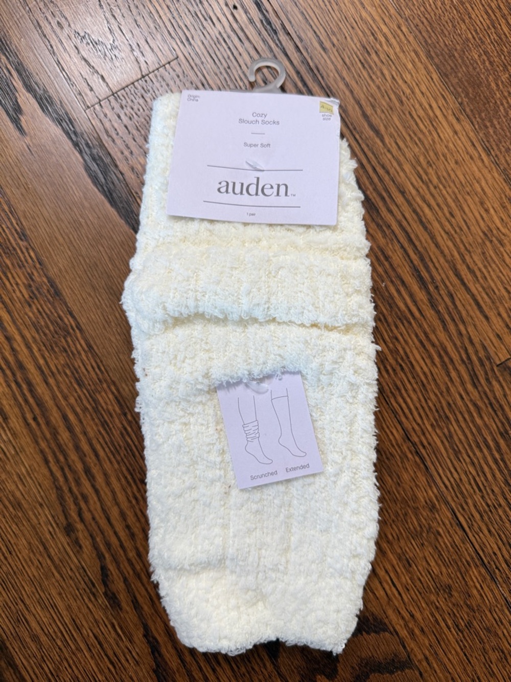 B40 Auden Women’s 4-10 Shoe Plush Fuzzy Slouch Socks - Cream
